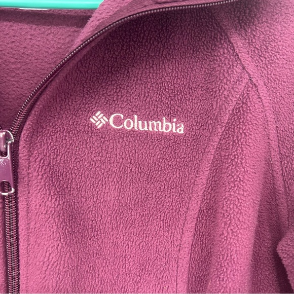 Columbia Women’s Raspberry Fleece Jacket Size Medium - Picture 6 of 6